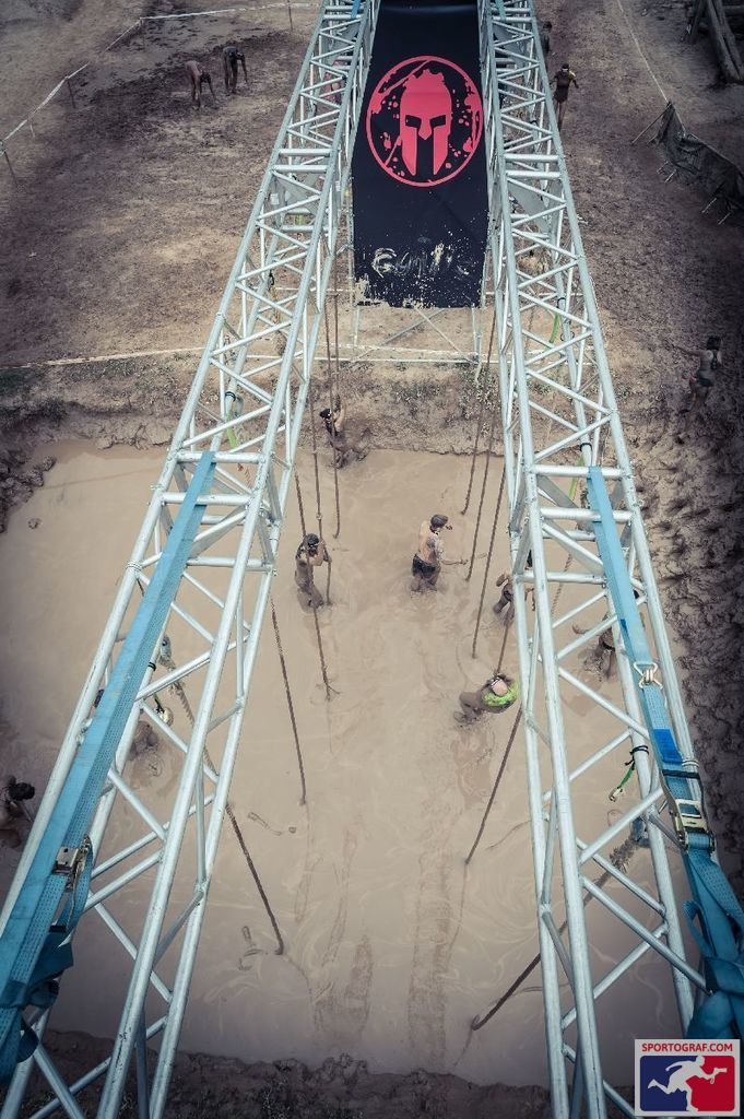 Spartan Race rope climb